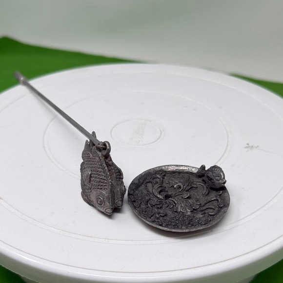 Pewter Fish Candle Snuffer - Picture 1 of 10